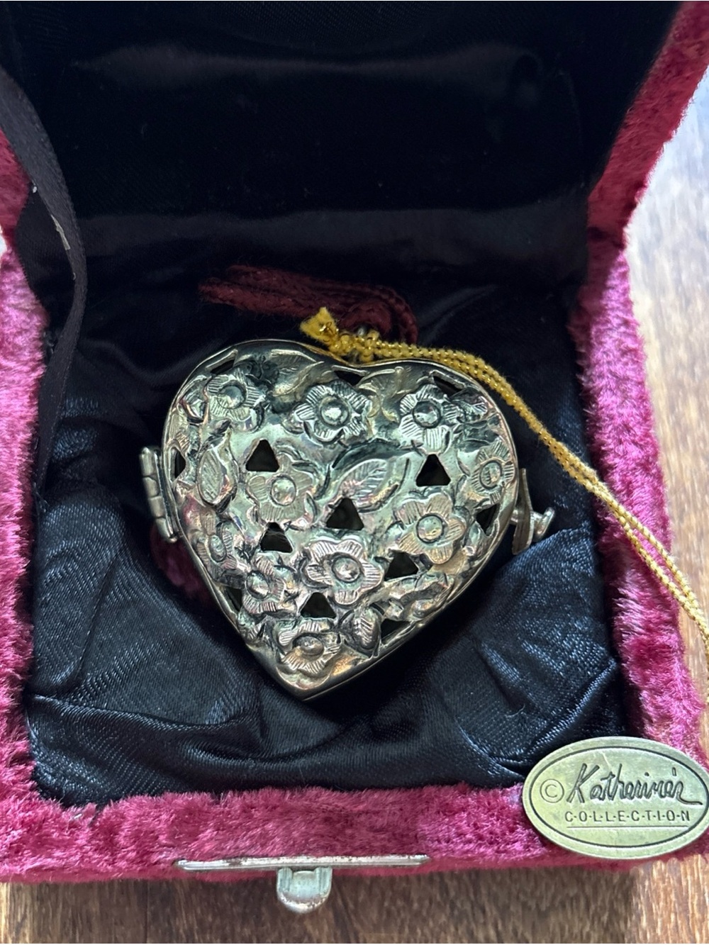 Katherine's Collection Heart-Shaped Silver Floral Friendship Ornament Trinket